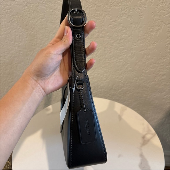 NWT COACH Eliza Shoulder Bag With Leather Covered Closure - Picture 7 of 10